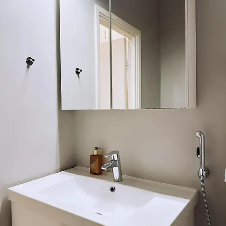 Valoisa Huoneisto, Loistavalla Sijainnilla! Apartment *